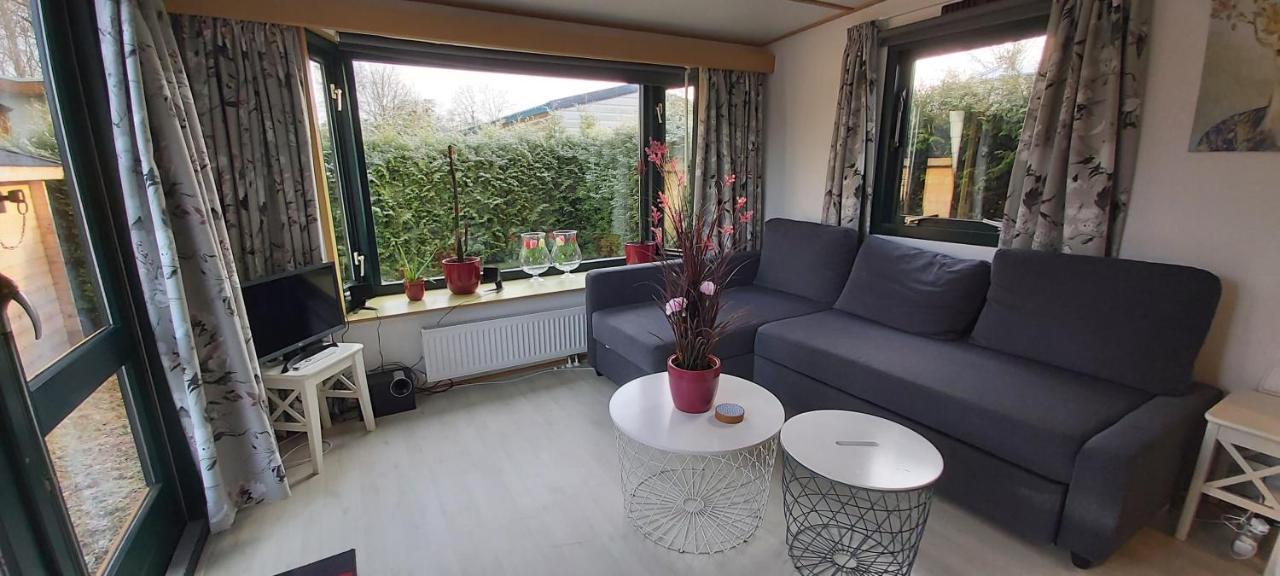Casa de Gloria Comfortabel familie chalet tot 6 personen Veluwe Alleen voor recreatie Putten Buitenkant foto