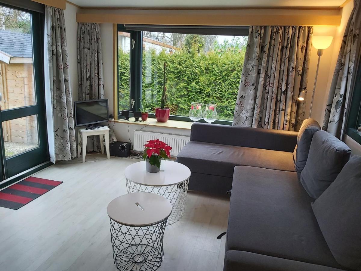 Casa de Gloria Comfortabel familie chalet tot 6 personen Veluwe Alleen voor recreatie Putten Buitenkant foto